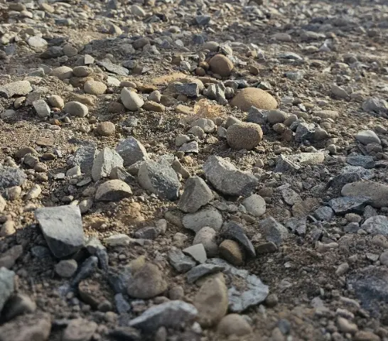 Base estabilizada para caminos y accesos de ripio en Rengo.